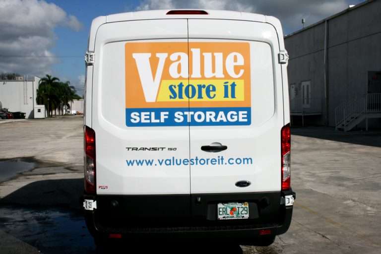 Value Store It commercial vehicle lettering project, photo 4 of 4