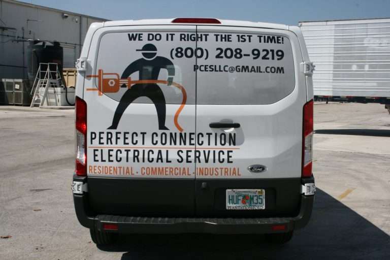 Perfect Connection commercial vehicle lettering project, photo 4 of 4